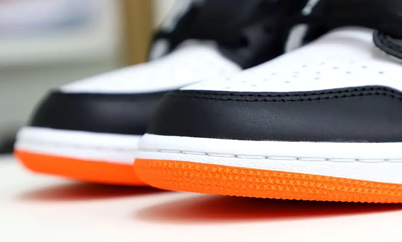OG 1 Air High Orange' Jordan Electro Retro 0402